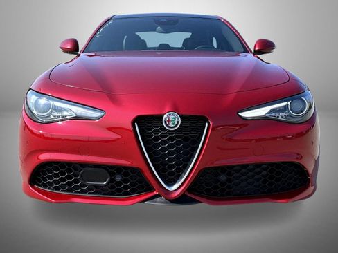 Used 2021 Alfa Romeo Giulia Ti Sport AWD/4WD image 2