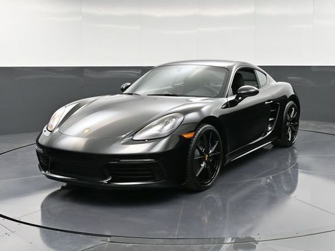 Used 2025 Porsche 718 Cayman image 1