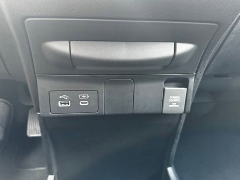 Used 2025 Honda Odyssey Sport-L image 31