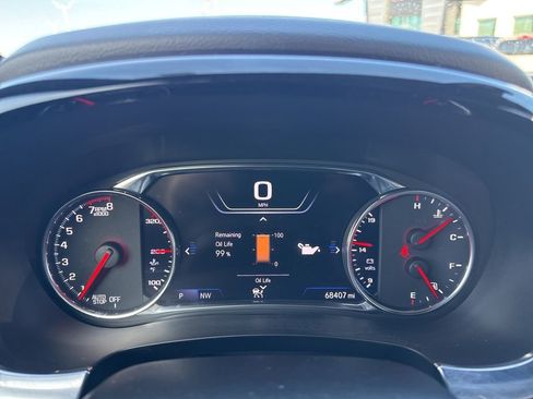 Used 2022 Chevrolet Traverse Premier w/ Redline Edition image 28