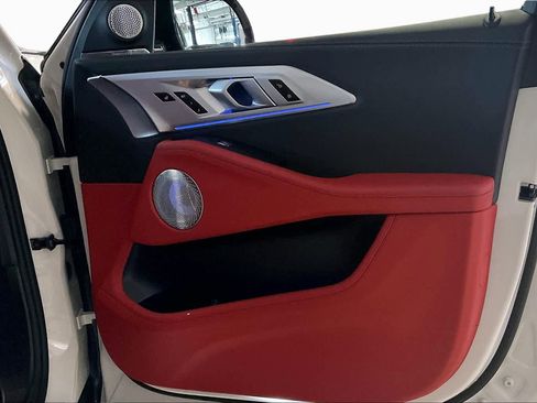 Certified 2024 BMW XM AWD/4WD image 20
