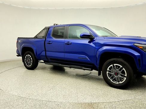 Used 2024 Toyota Tacoma TRD Sport RWD image 3