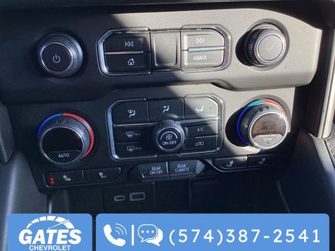 Used 2024 Chevrolet Tahoe LT image 27