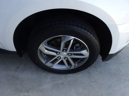 Certified 2017 Chevrolet Equinox Premier w/ Enhanced Convenience Package FWD image 10