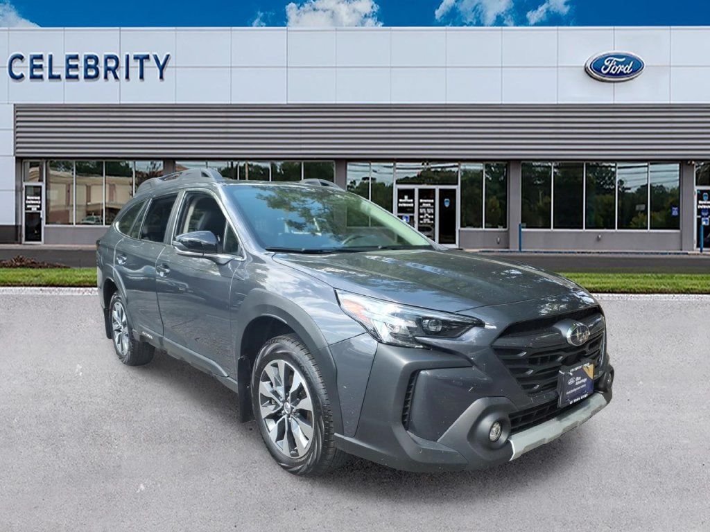 Used 2023 Subaru Outback Limited AWD/4WD image 1