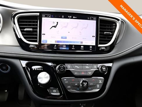 New 2026 Chrysler Pacifica Select FWD image 20
