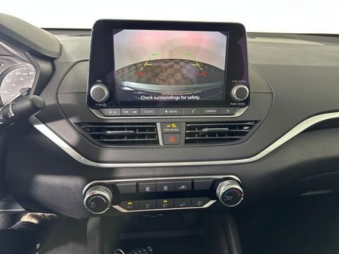 Certified 2025 Nissan Altima 2.5 S image 22