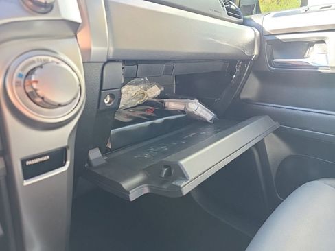 Used 2022 Toyota 4Runner SR5 Premium image 36