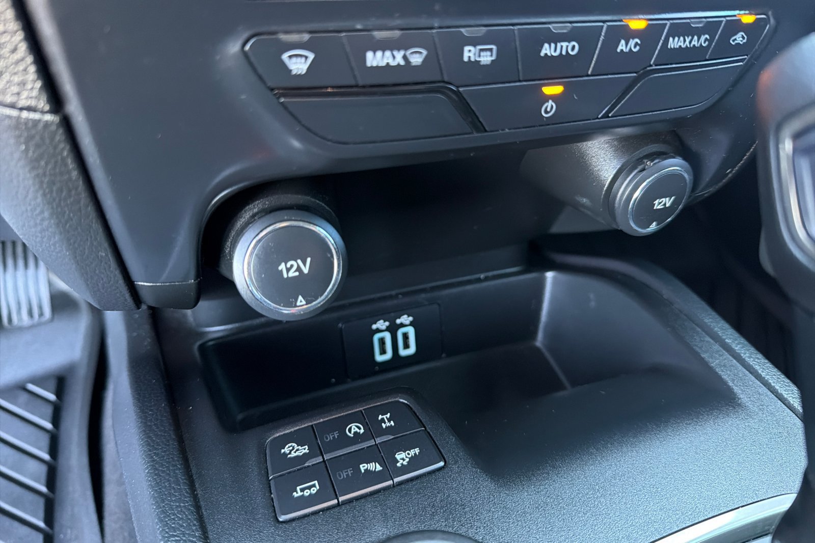 Used 2021 Ford Ranger XLT w/ Equipment Group 301A Mid AWD/4WD image 29