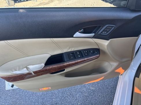 Used 2012 Honda Accord EX-L image 15