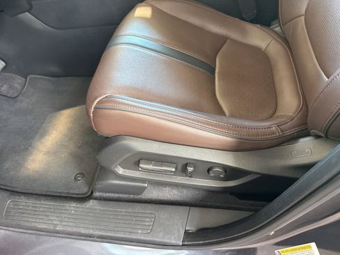 Used 2023 Honda Pilot Elite image 19