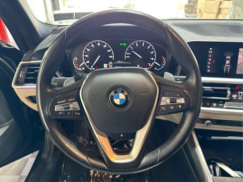 Used 2020 BMW 330i xDrive Sedan w/ Convenience Package AWD/4WD image 17