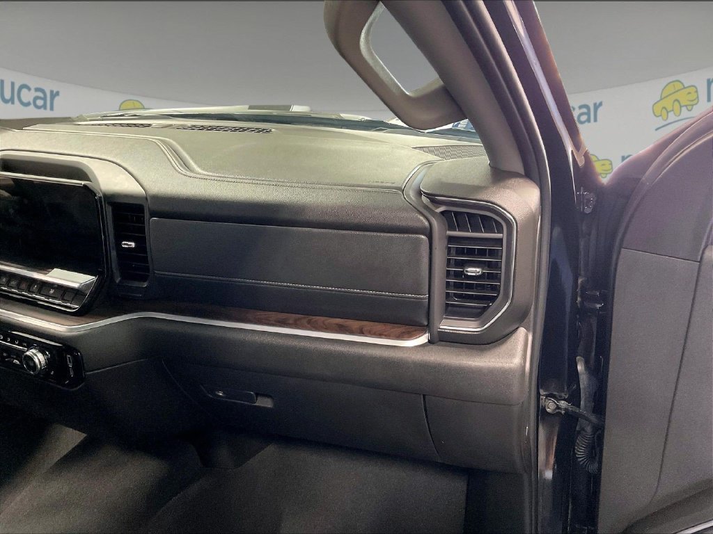 Used 2026 GMC Sierra 1500 SLT AWD/4WD image 13