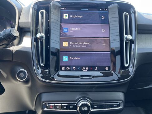 Certified 2023 Volvo XC40 B5 Plus w/ Protection Package Premier image 21