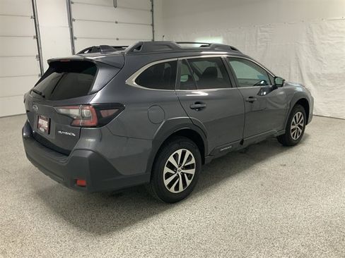 Used 2024 Subaru Outback Premium AWD/4WD image 5