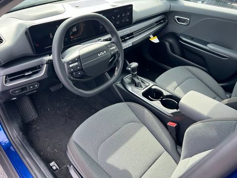 Certified 2025 Kia K4 FWD image 15
