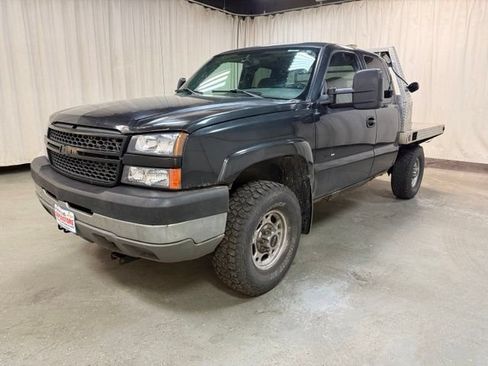 Used 2004 Chevrolet Silverado 2500 LS AWD/4WD image 14