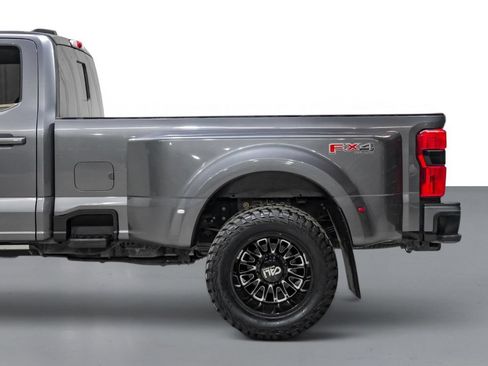 Used 2024 Ford F350 Lariat w/ Lariat Ultimate Package AWD/4WD image 12