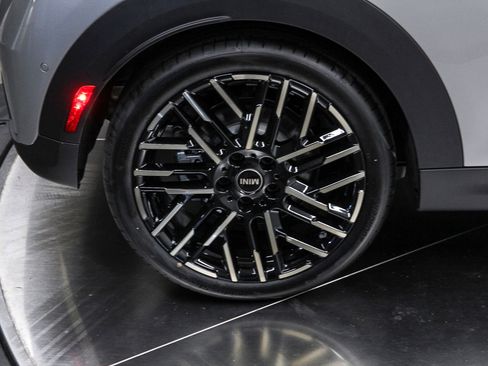 New 2026 MINI Cooper 2-Door Hardtop image 8