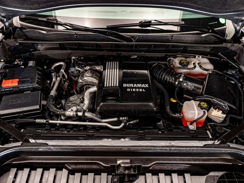 Used 2024 GMC Sierra 1500 SLT w/ SLT Premium Package image 32