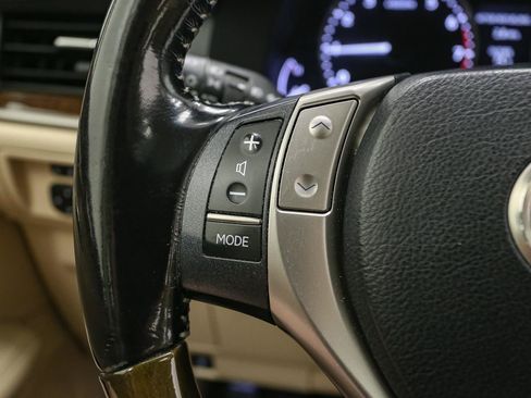 Used 2015 Lexus ES 350 w/ Premium Package FWD image 31