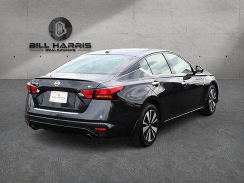 Used 2021 Nissan Altima 2.5 SL image 9