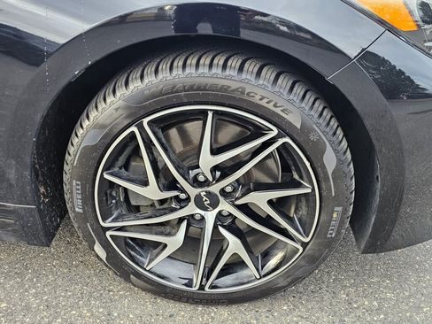 Used 2022 Kia Stinger GT-Line image 9