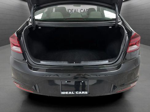 Used 2020 Hyundai Elantra SEL FWD image 18