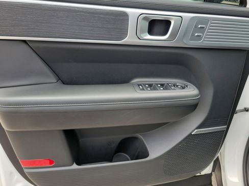 Used 2025 Hyundai Santa Fe Limited FWD image 29