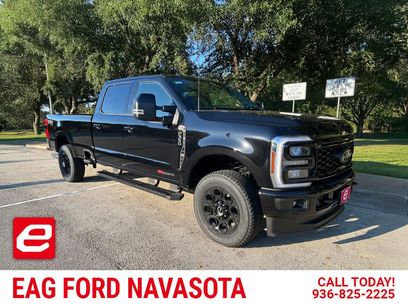 New 2026 Ford F350 Lariat w/ Black Appearance Package