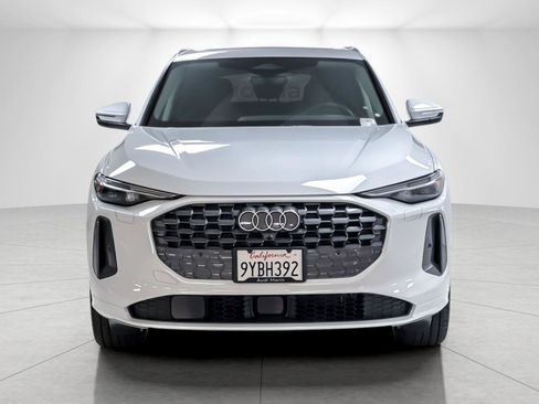 Used 2025 Audi Q5 Premium w/ Premium Plus AWD/4WD image 8