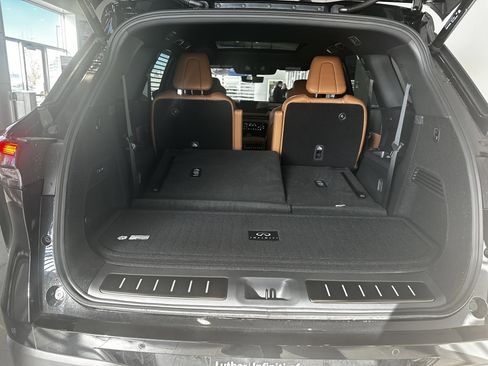 New 2026 INFINITI QX60 Autograph w/ Autograph Tech Package image 11
