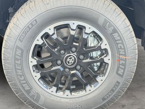 New 2026 Toyota Tundra SR5 w/ TRD Off-Road Package AWD/4WD image 9