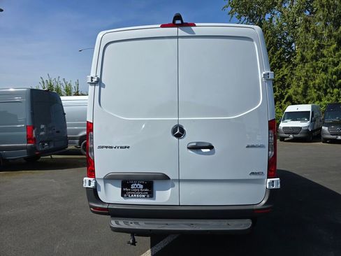 New 2025 Mercedes-Benz Sprinter 2500 image 5