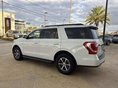 Certified 2021 Ford Expedition XLT image 6