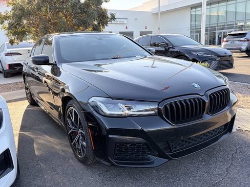 Used 2023 BMW 540i w/ M Sport Package RWD image 4