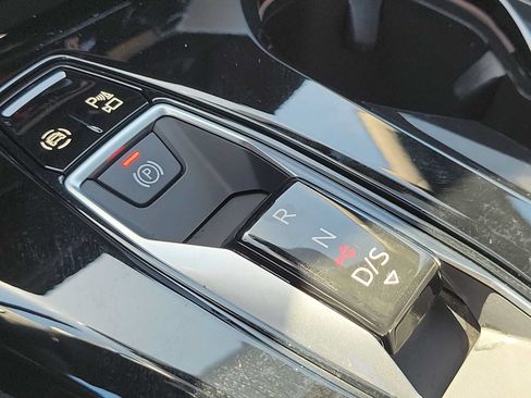 Certified 2025 Audi Q5 Premium Plus w/ Premium Plus AWD/4WD image 35