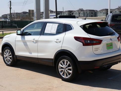 Used 2020 Nissan Rogue Sport S w/ Appearance Package image 5