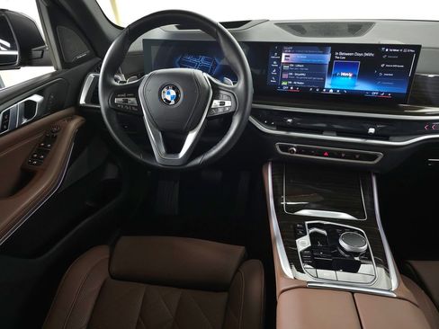 Used 2024 BMW X5 xDrive40i w/ Premium Package AWD/4WD image 21