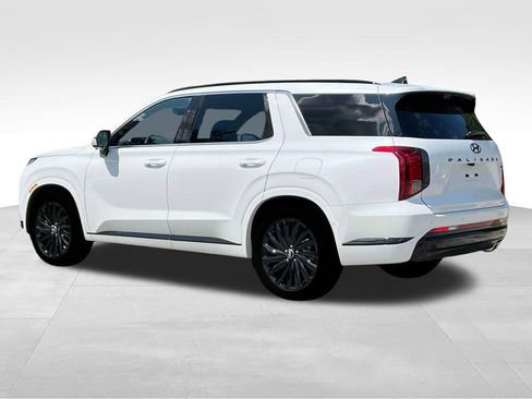 Used 2025 Hyundai Palisade Calligraphy image 5