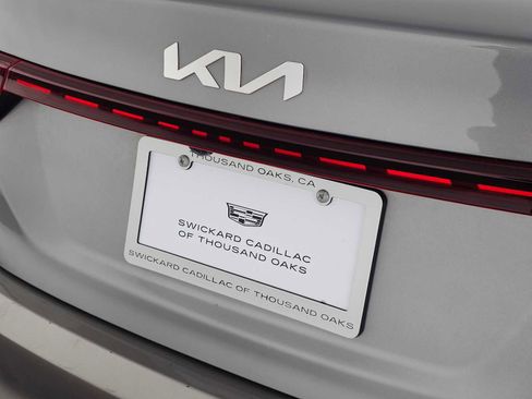 Used 2022 Kia Forte LXS FWD image 13
