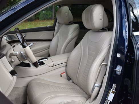 Used 2020 Mercedes-Benz S 560 4MATIC Sedan image 16