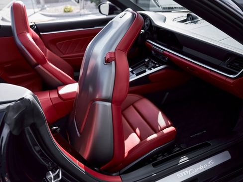 Used 2021 Porsche 911 Turbo S image 41