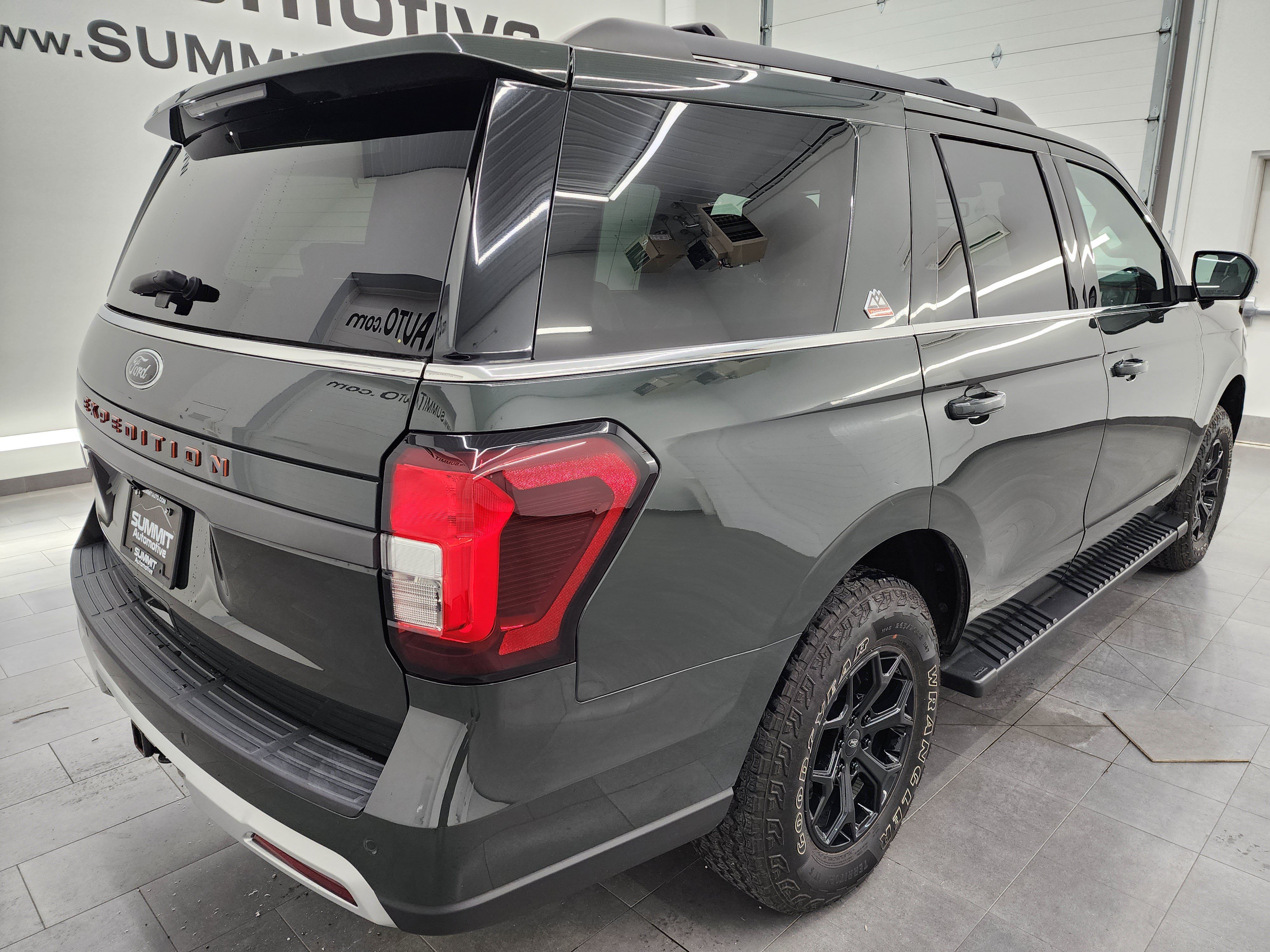 Used 2022 Ford Expedition Timberline AWD/4WD image 5