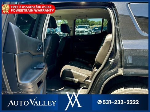 Used 2020 GMC Acadia Denali w/ Technology Package AWD/4WD image 21