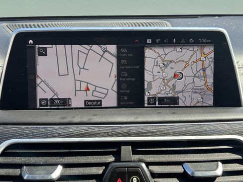 Used 2021 BMW 750i xDrive w/ Luxury Rear Seating Package image 14