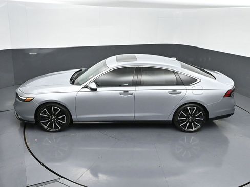 Used 2023 Honda Accord Touring image 44