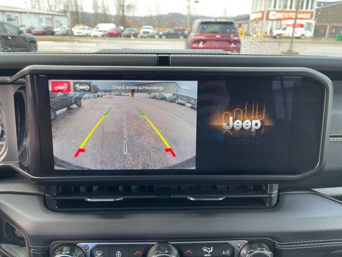 New 2026 Jeep Wrangler Sahara image 21