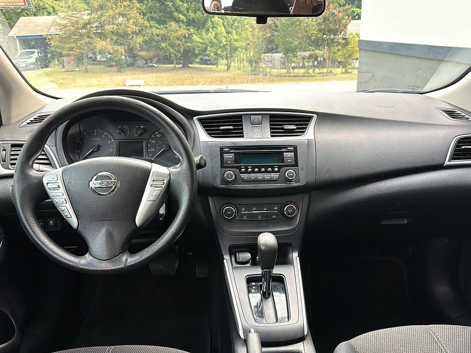 Used 2017 Nissan Sentra S FWD image 11