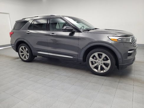 Used 2020 Ford Explorer Platinum w/ Premium Technology Package AWD/4WD image 11
